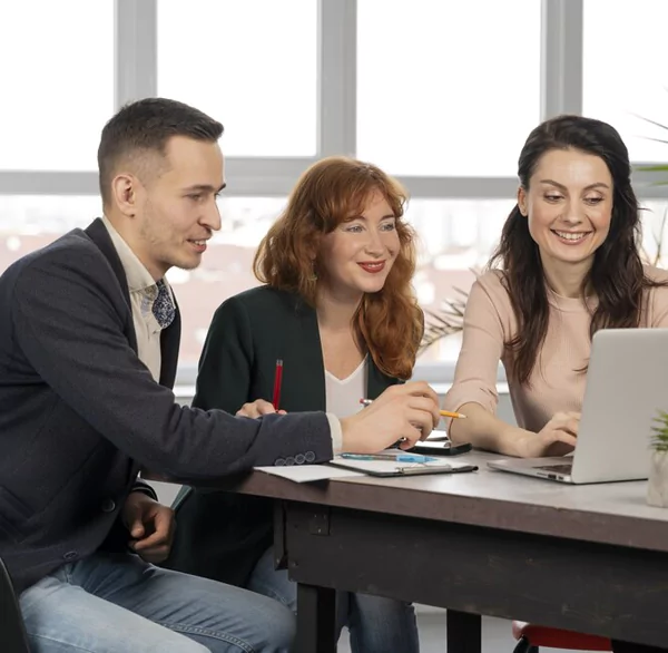 exhibition-grow-4-67b2e27052ba6